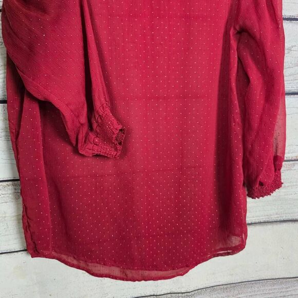 Maurices Burgundy Swiss Dot Chiffon Blouse Size L - Picture 4 of 9